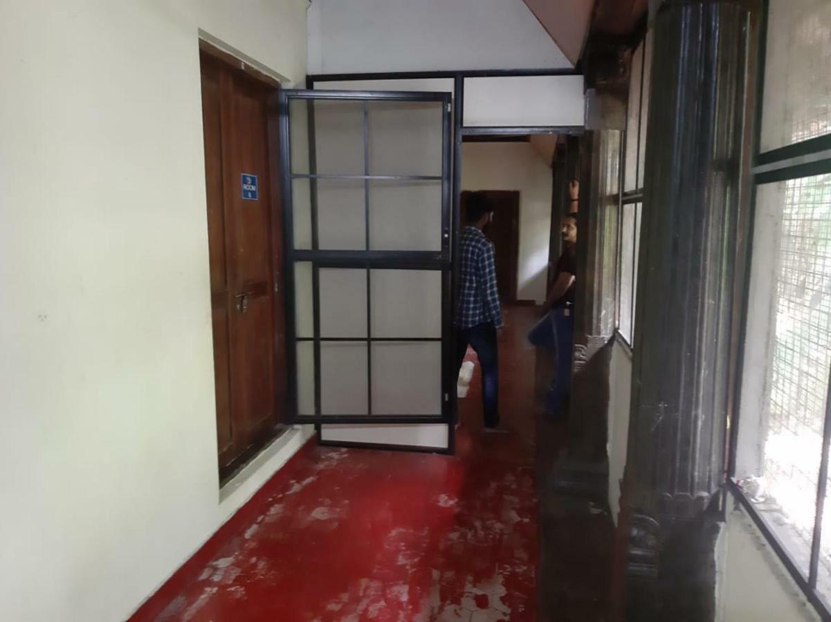 Devasthanam Lodge 特里凡得琅 外观 照片