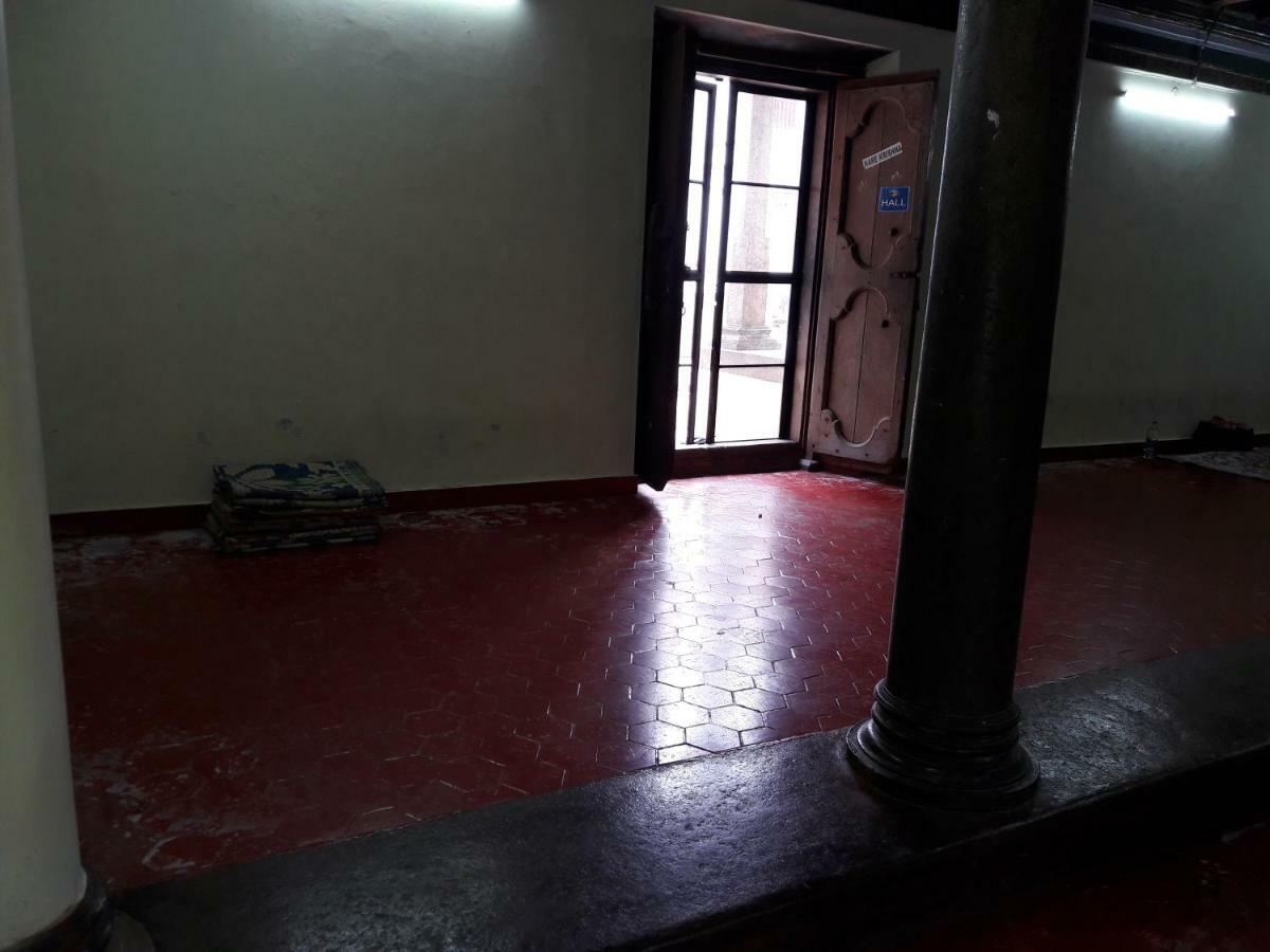 Devasthanam Lodge 特里凡得琅 外观 照片