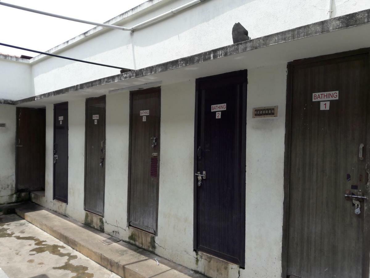 Devasthanam Lodge 特里凡得琅 外观 照片