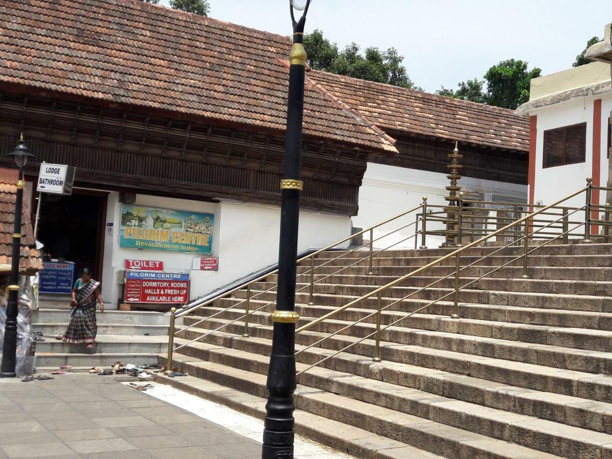 Devasthanam Lodge 特里凡得琅 外观 照片